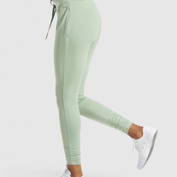 *SOLD* Whitney Simmons Gymshark Fitted Joggers - Picture 3 of 4